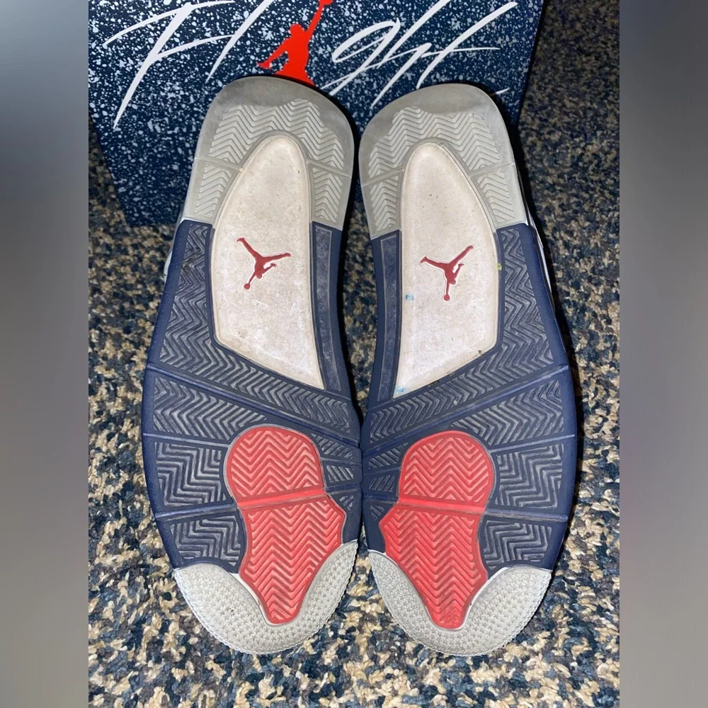 Jordan 4 Retro “Midnight Navy” - Picture 6 of 9